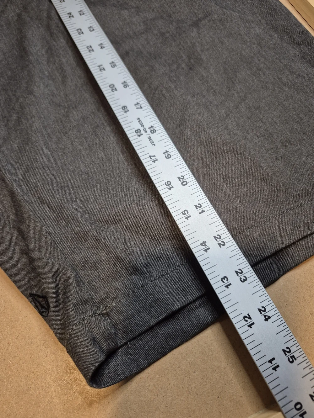 Volcom Men’s Charcoal Flat-Front Shorts 4559/7